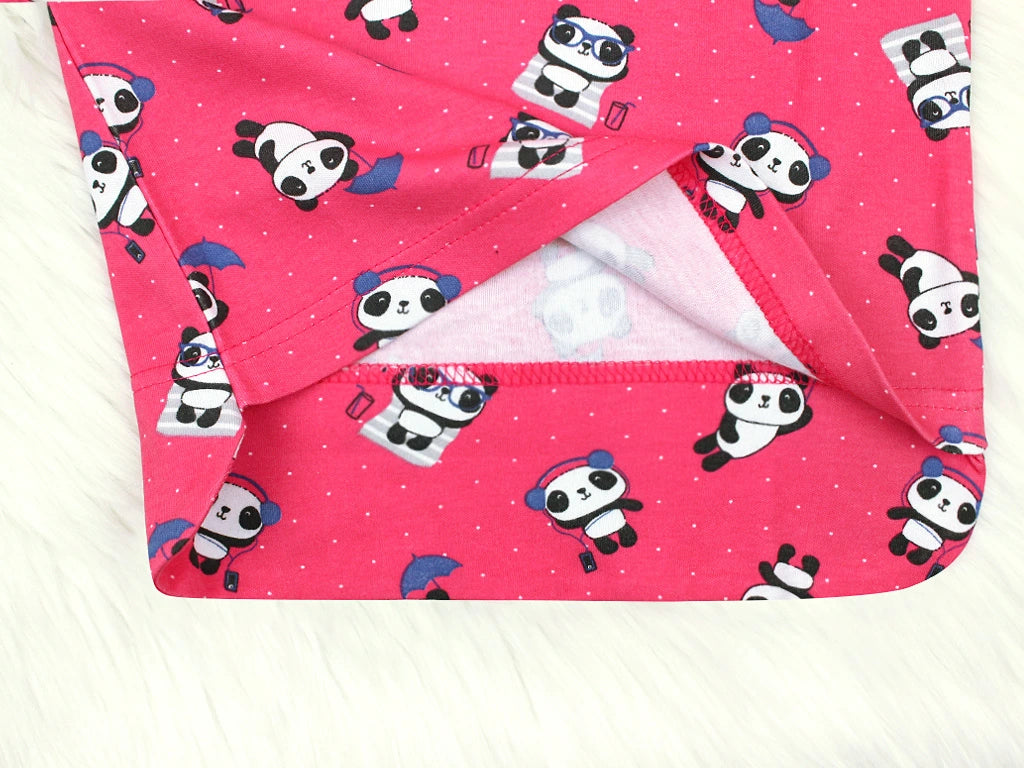 Rostoucí dívčí pyžamo s dlouhým rukávem Pandy na tmavě růžové